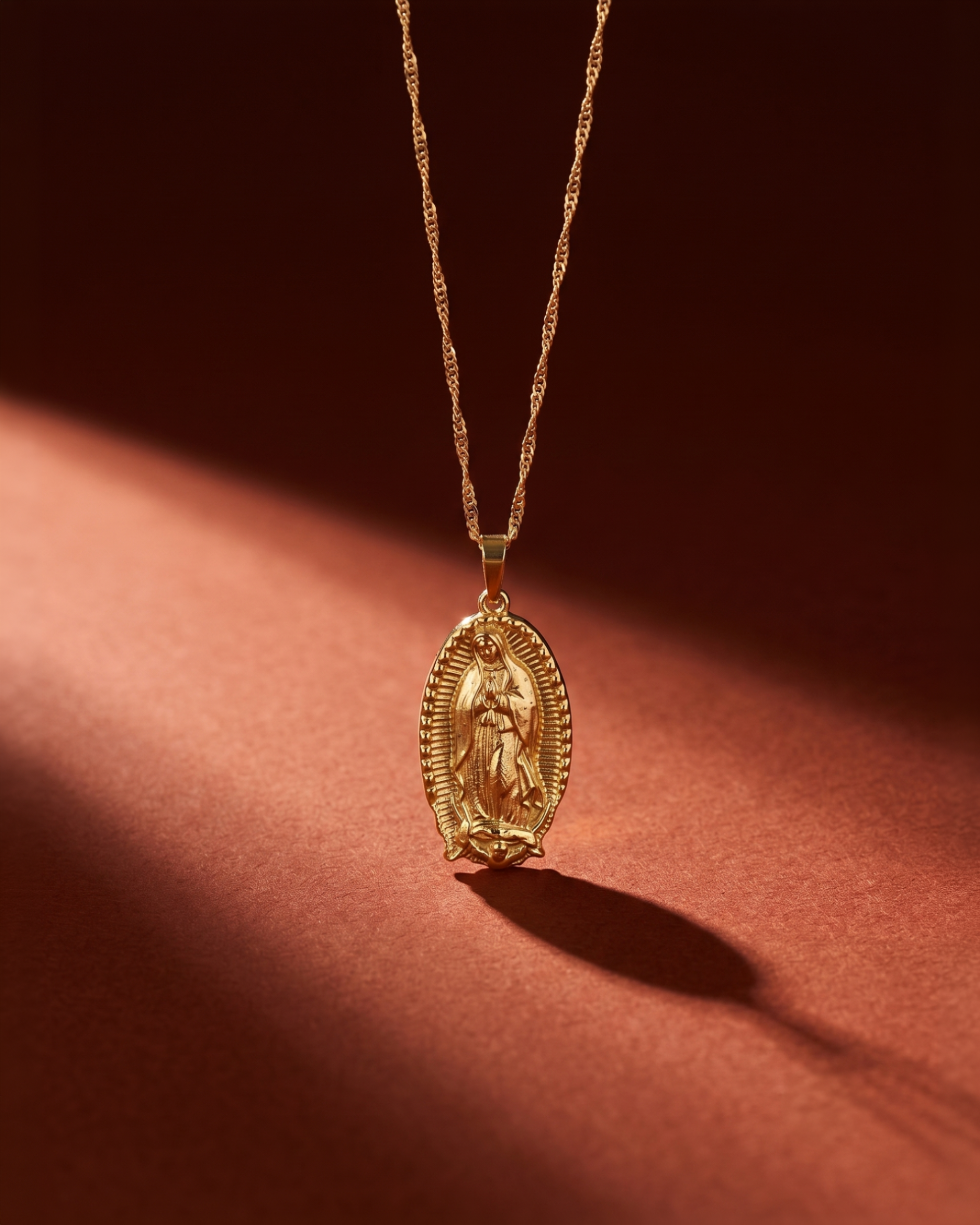 Collar de Virgen de Guadalupe